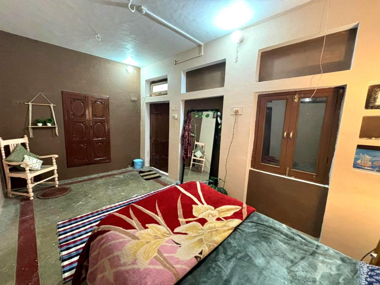 Shree Valmiki Home Stay Ayodhya Экстерьер фото